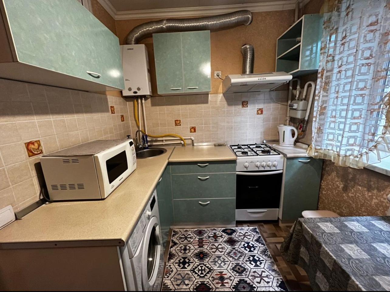 Apartment On Akhmetova 10 Αλμάτι Εξωτερικό φωτογραφία